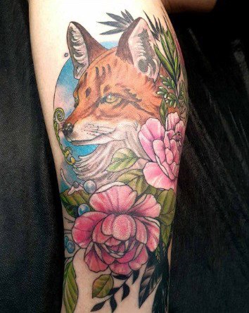 Цветное тату лисы и цветов, Neo traditional, нео традиция